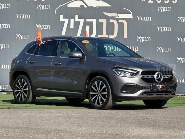 מודעת רכב מרצדס-בנץ GLA