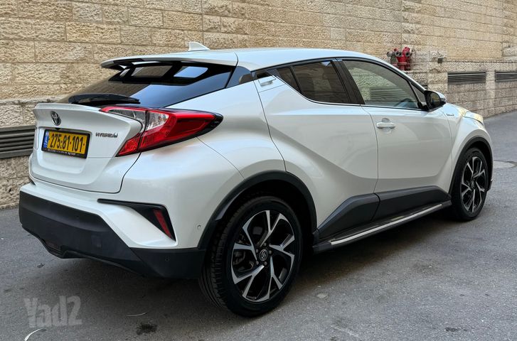 טויוטה C-HR