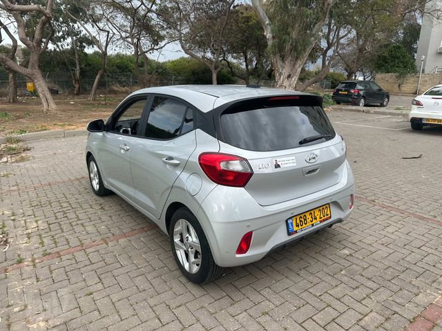 יונדאי i10