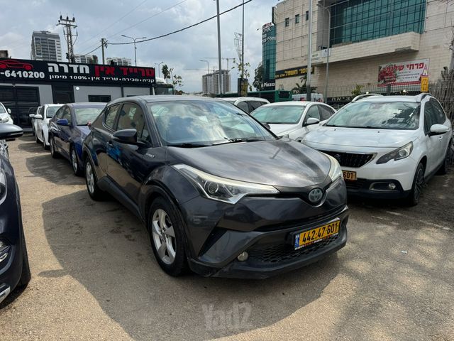 טויוטה C-HR