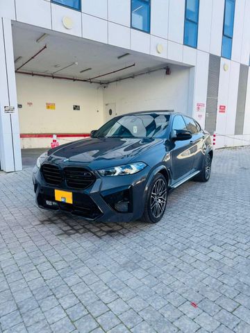 ב מ וו X6