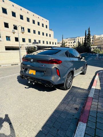 ב מ וו X6