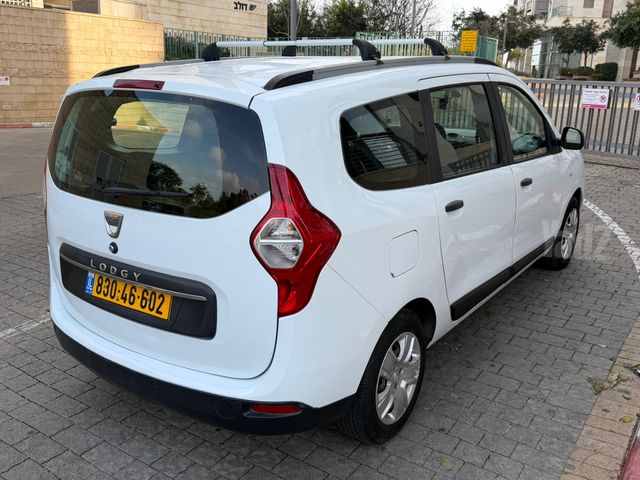 דאצ'יה לודג'י