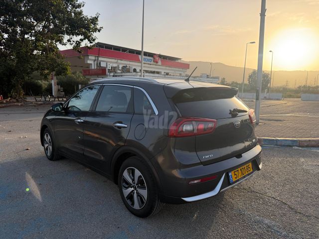 קיה נירו