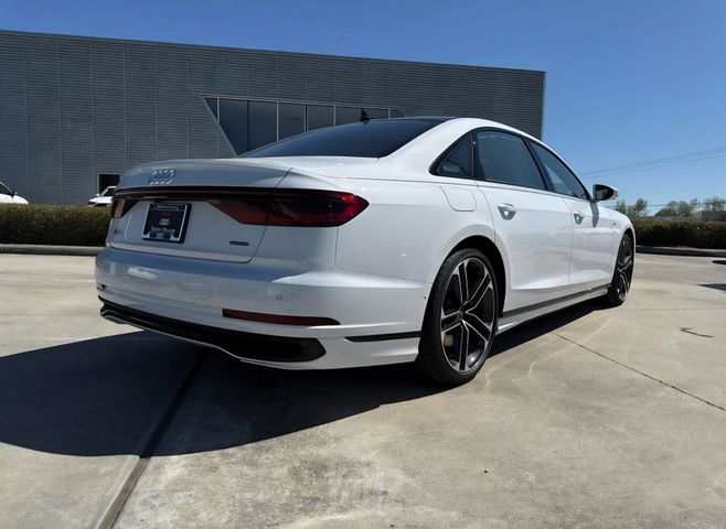אאודי A8
