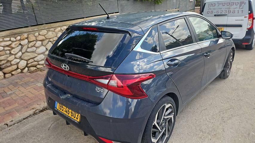 מודעת רכב יונדאי i20