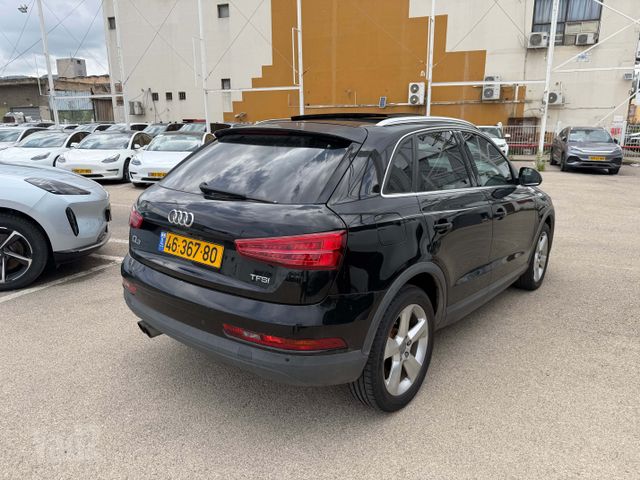 אאודי Q3