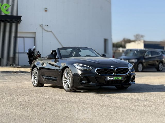 ב מ וו Z4