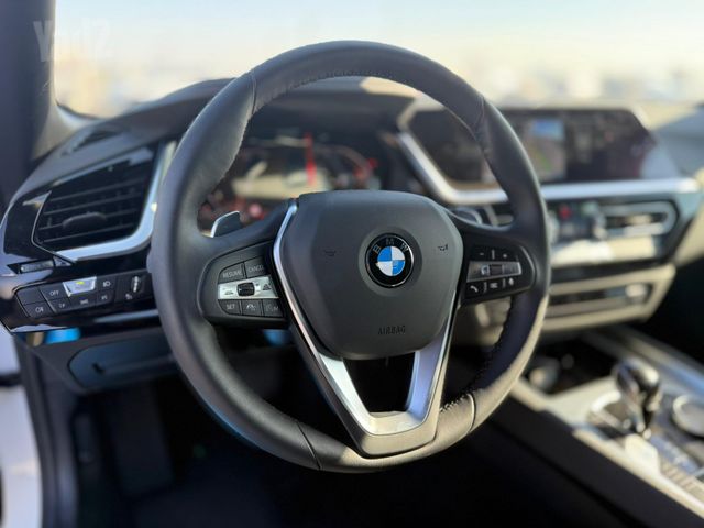 ב מ וו Z4