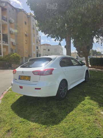 מודעת רכב מיצובישי לנסר 1