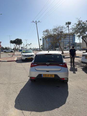 יונדאי i20