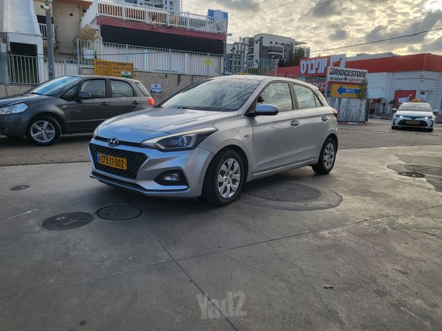 יונדאי i20