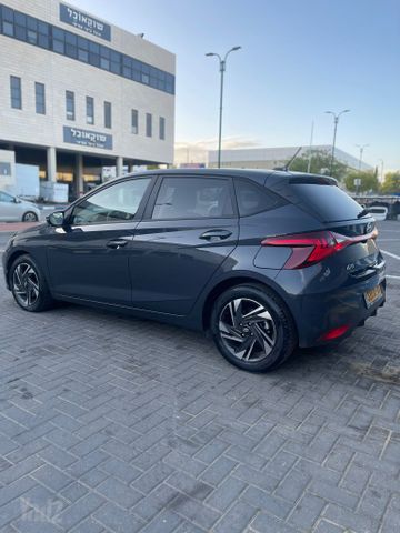 יונדאי i20