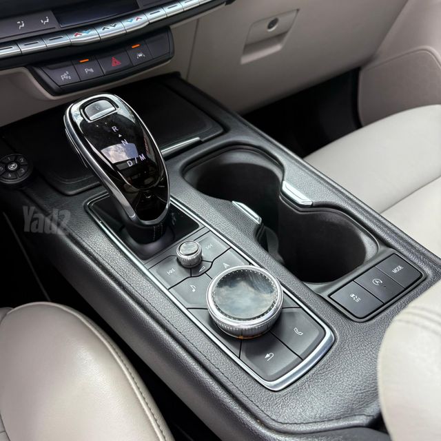 קאדילק XT4