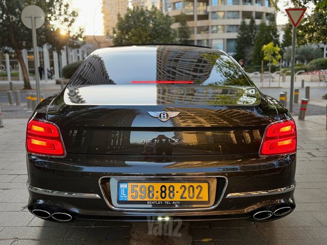 בנטלי פליינג ספור