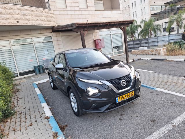 ניסאן ג'וק