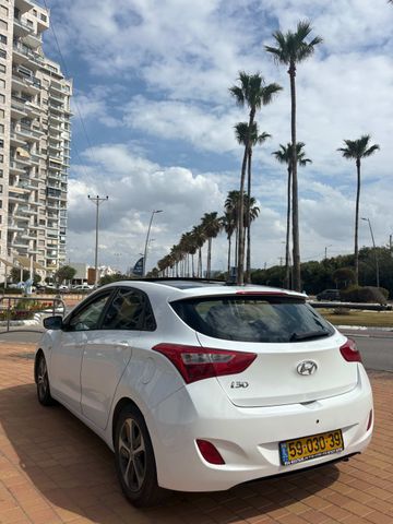 יונדאי i30