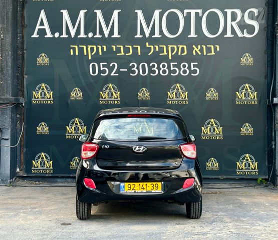 יונדאי i10