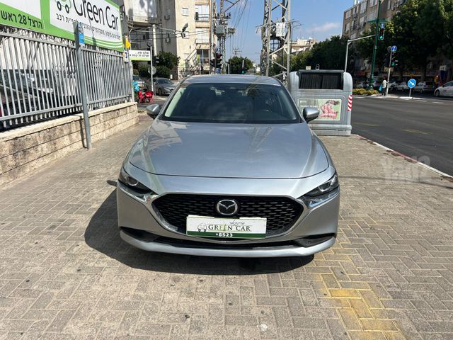 מודעת רכב מאזדה 3