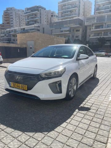 יונדאי איוניק