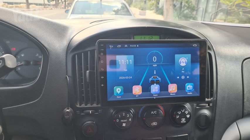 יונדאי H-1 / i800