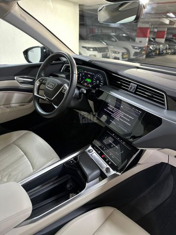 אאודי Q8 e-tron