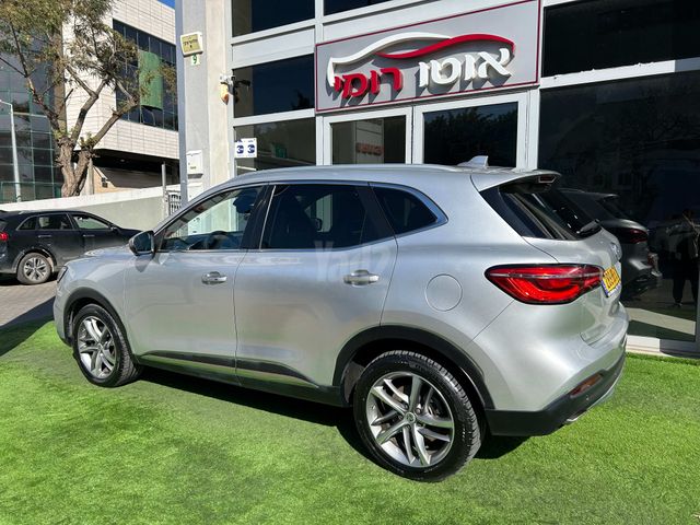 אם ג'י EHS PHEV