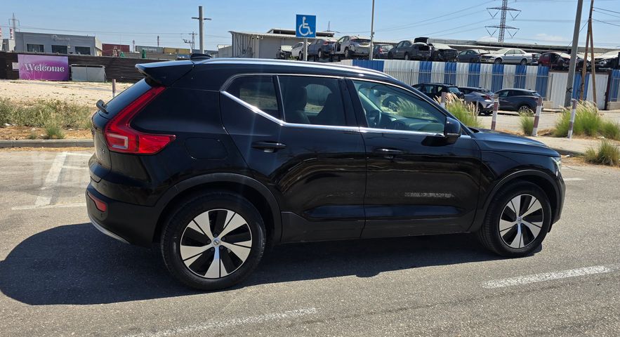 וולוו XC40