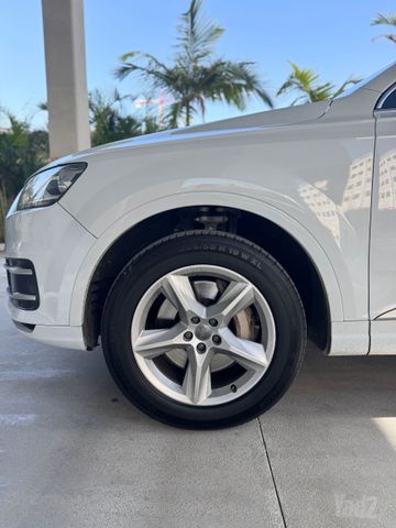 אאודי Q7