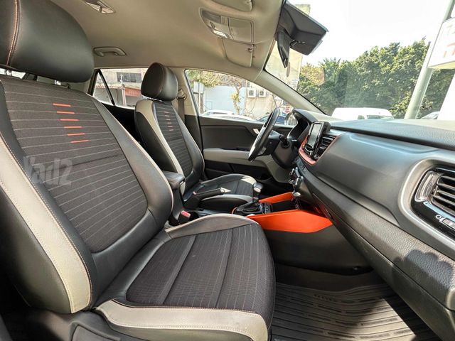 קיה סטוניק