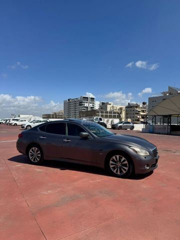 אינפיניטי G37
