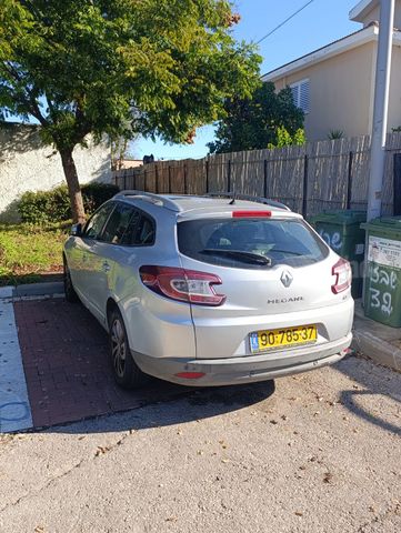 רנו מגאן
