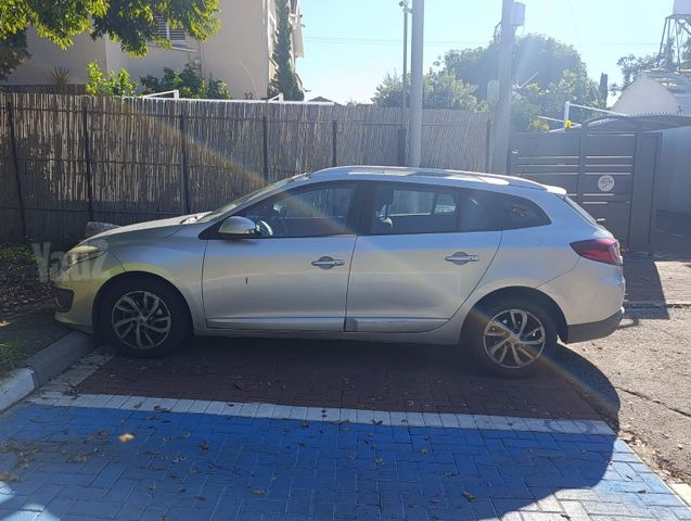 מודעת רכב רנו מגאן