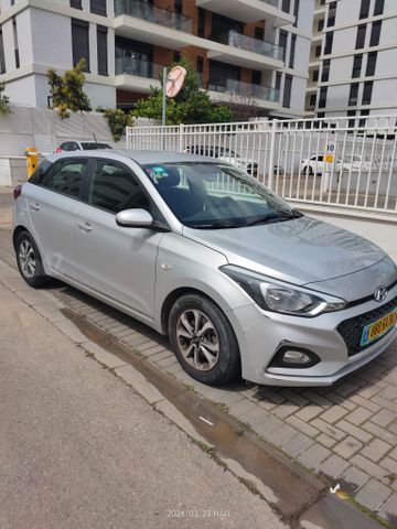 מודעת רכב יונדאי i20