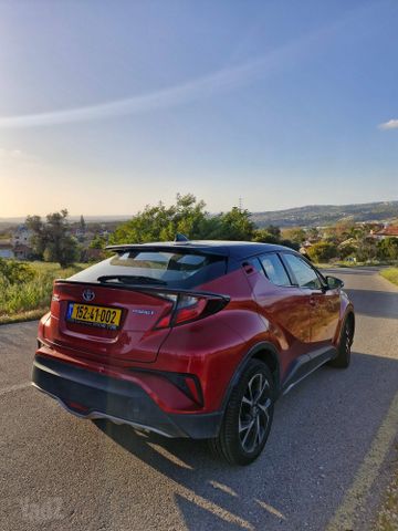 מודעת רכב טויוטה C-HR