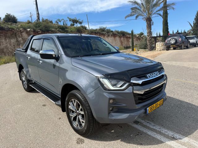 מודעת רכב איסוזו די-מקס 2