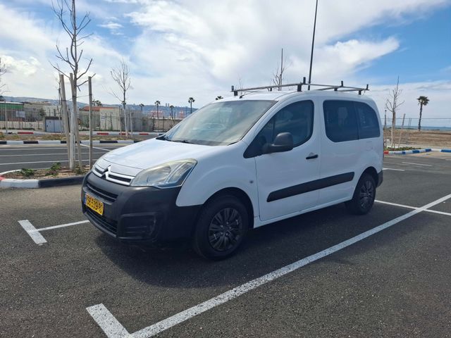 מודעת רכב סיטרואן ברלינגו 