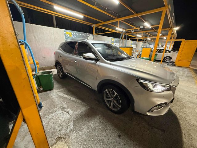 אם ג'י EHS PHEV