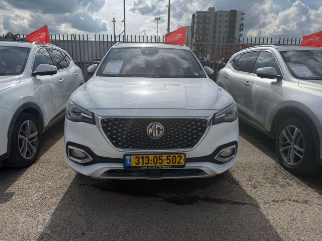 מודעת רכב אם ג'י EHS PHEV