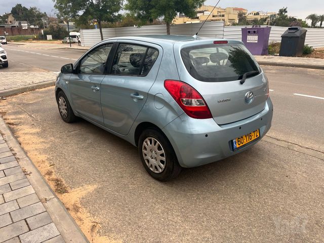 יונדאי i20
