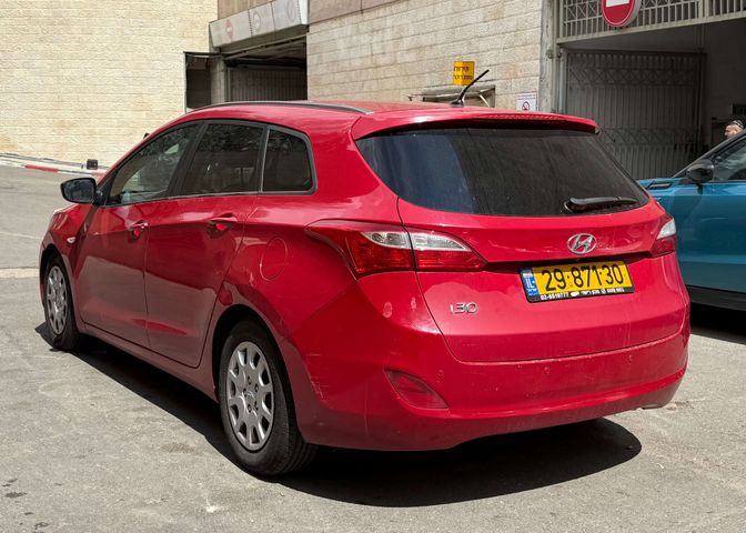 יונדאי i30