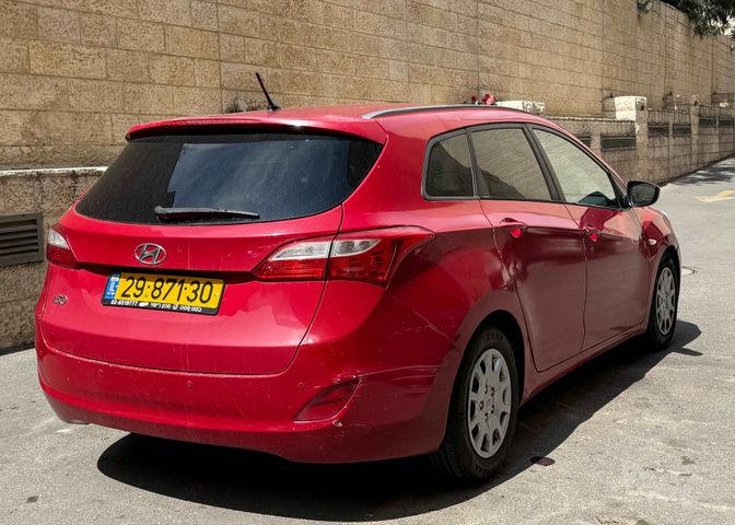 יונדאי i30