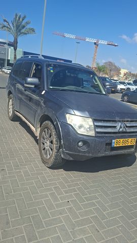 מיצובישי פג'רו
