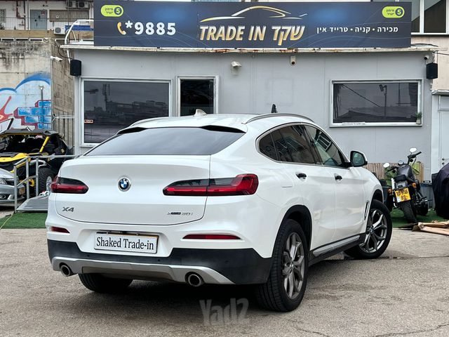 ב מ וו X4