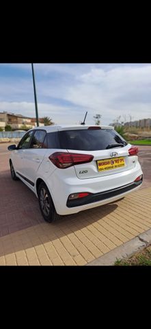יונדאי i20