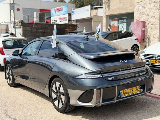 יונדאי איוניק 6