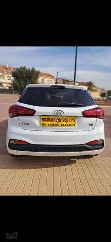 יונדאי i20