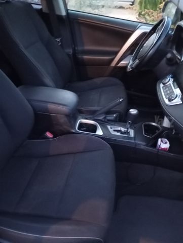 טויוטה RAV4