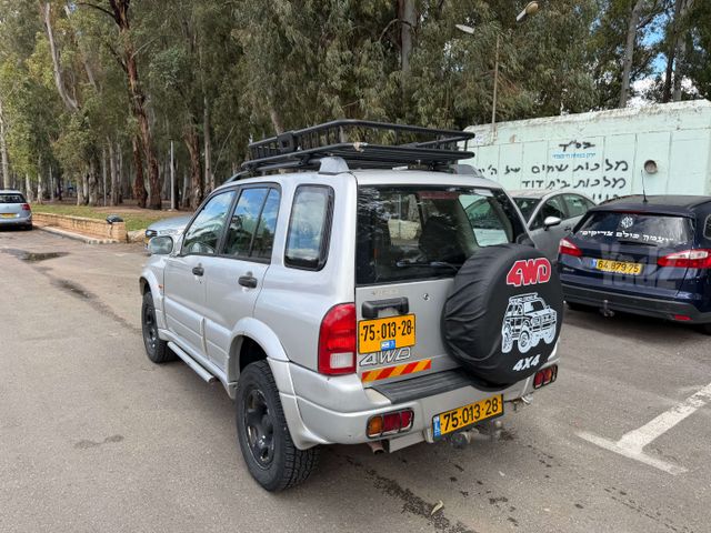 מודעת רכב סוזוקי גרנד ויטרה 2