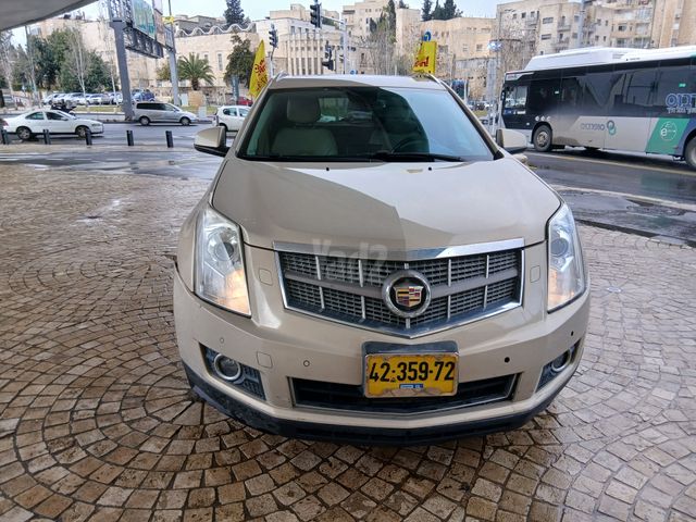 קאדילק SRX